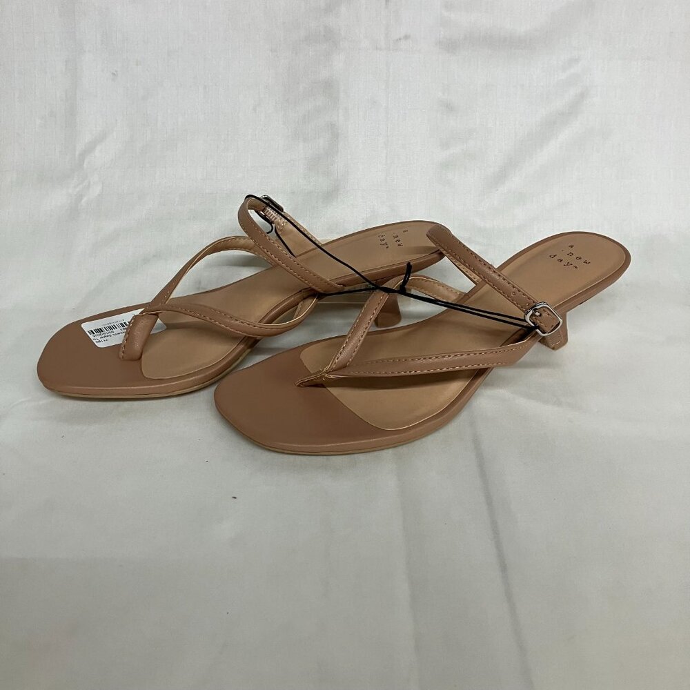 NWT A New Day Women's 7 Tan Sayler Thong Heels Faux Leather Open Round Toe - Picture 2 of 6